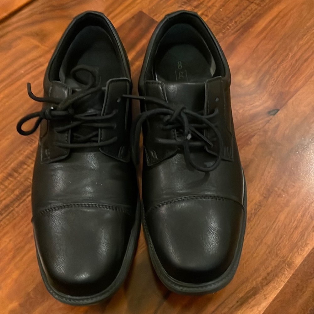 Black Oxford shoes for men size 8